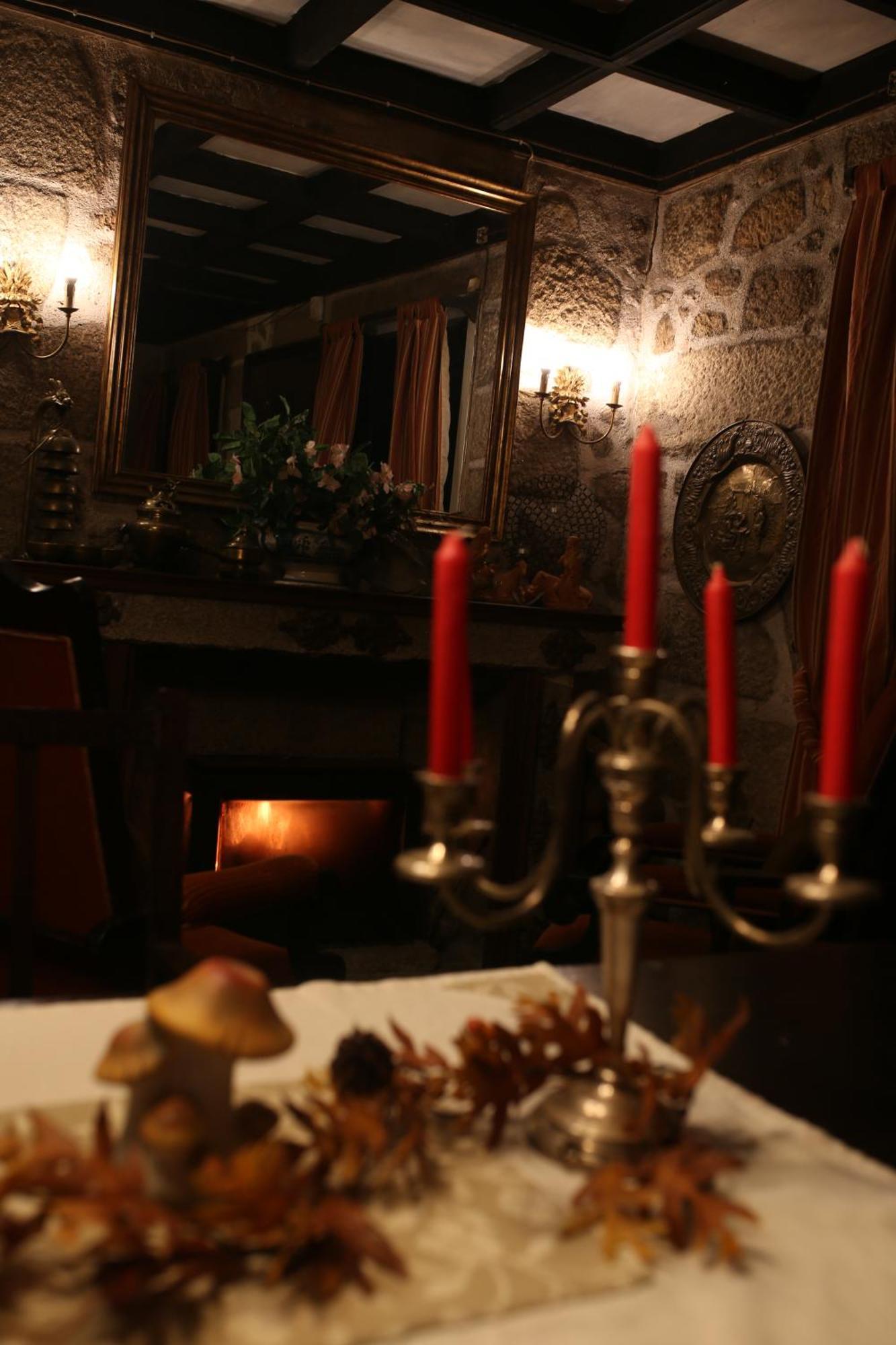 Lugar Da Pedra Alta - B&B - Private Historical Villa Melo ภายนอก รูปภาพ